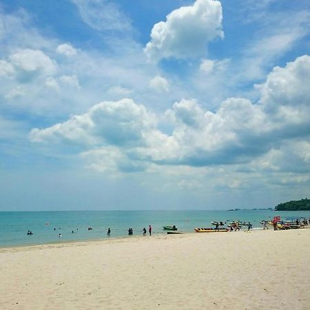 Coastline Hotel Port Dickson Extérieur photo